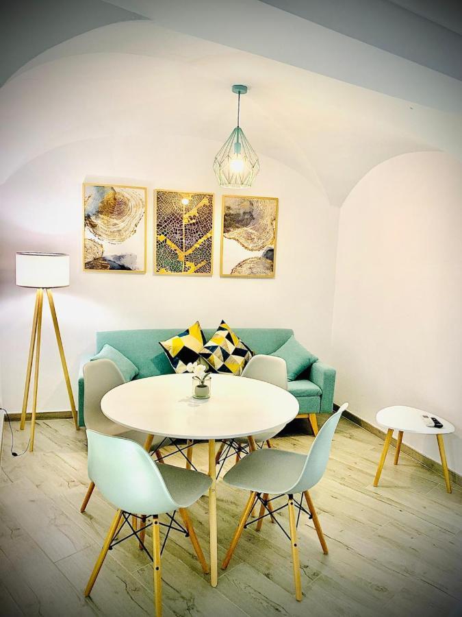 Romanas Apartamento